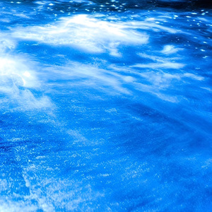 后进白嫩美女大白屁股
